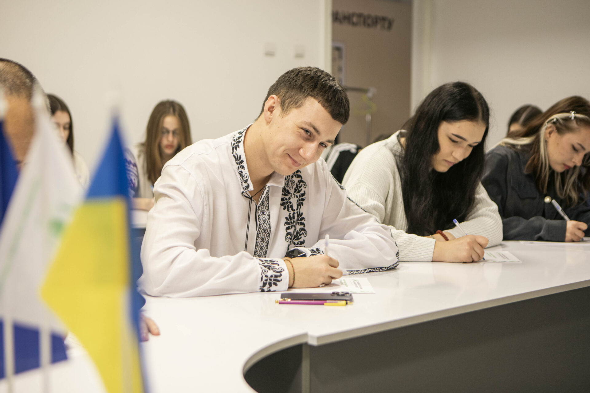 Слайд 2 Макаренко диктант